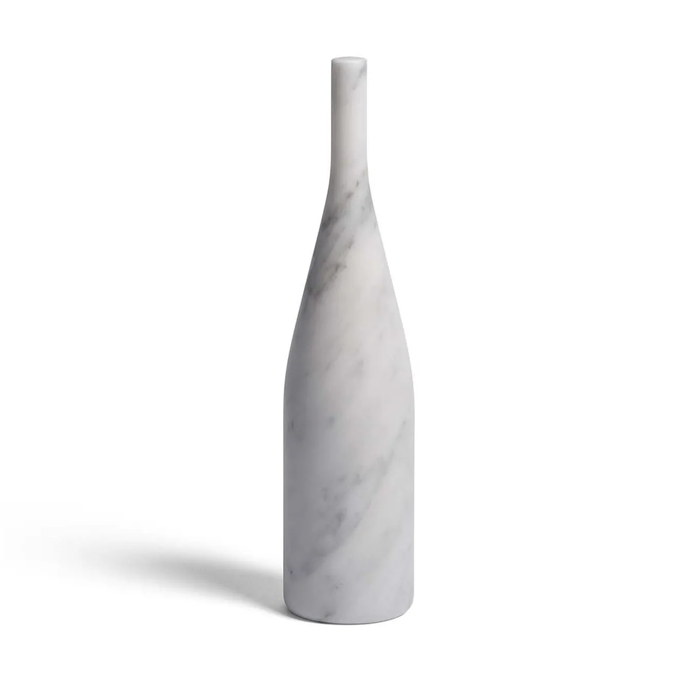 Scultura Omaggio a Morandi in marmo bianco di Carrara