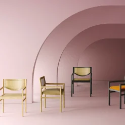 Sedia Klara in legno di frassino naturale e paglia di Vienna naturale di CSM