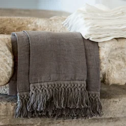Set di 2 asciugamani in lino blu chiaro con lunghe frange