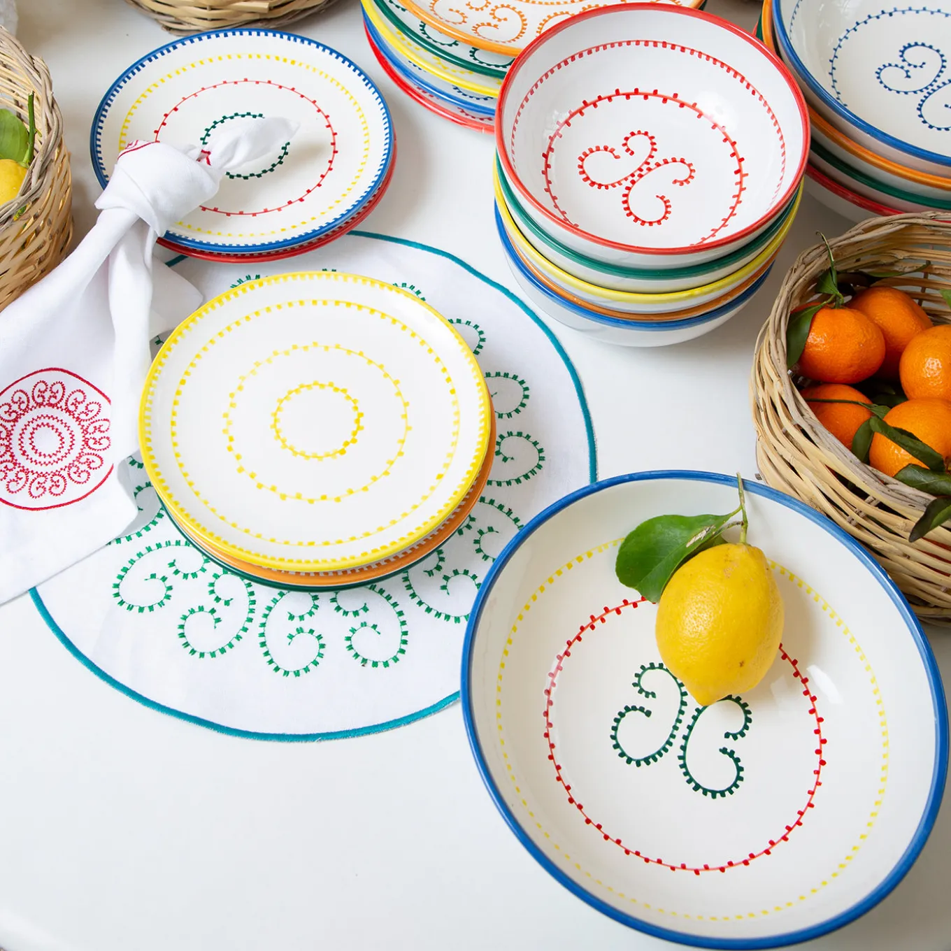 Set di 4 piatti da dessert in ceramica blu chiaro Luminaria