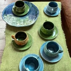 Set di 2 tazze da espresso in giada verde acqua e blu con piattino