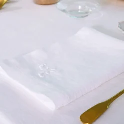 Set di 4 tovaglioli bianchi ricamati Decoro