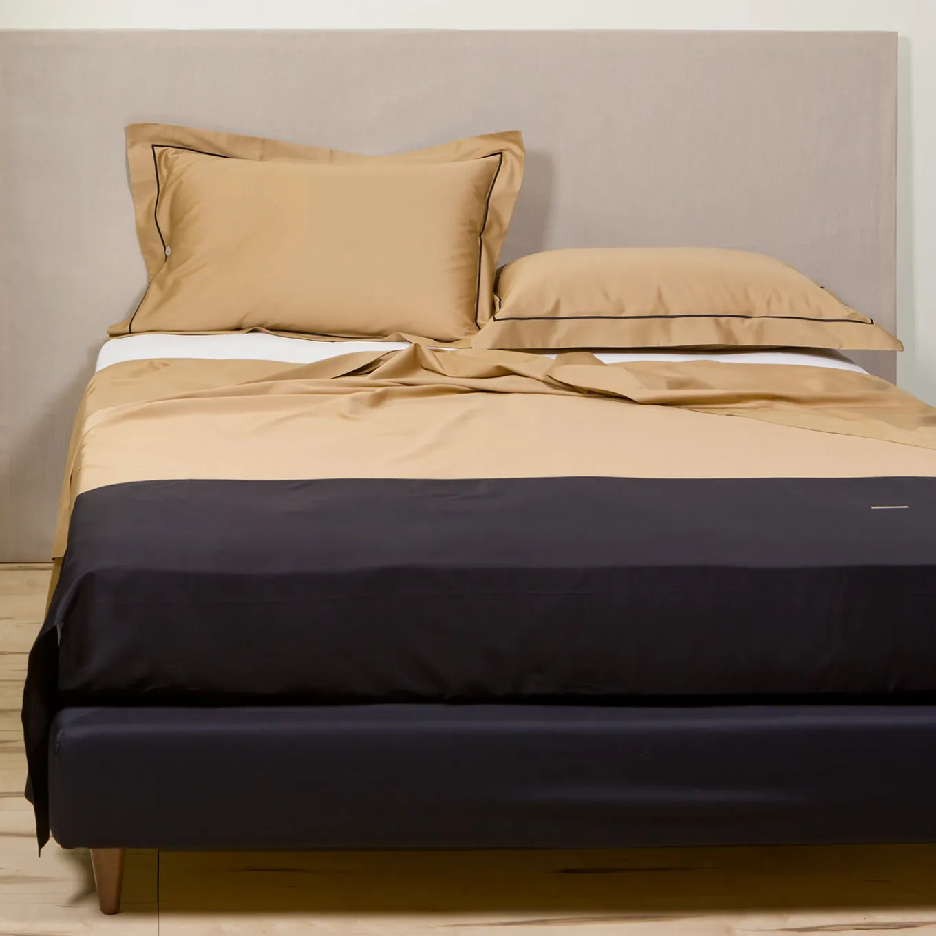 Set di biancheria da letto estiva - Beige e nero