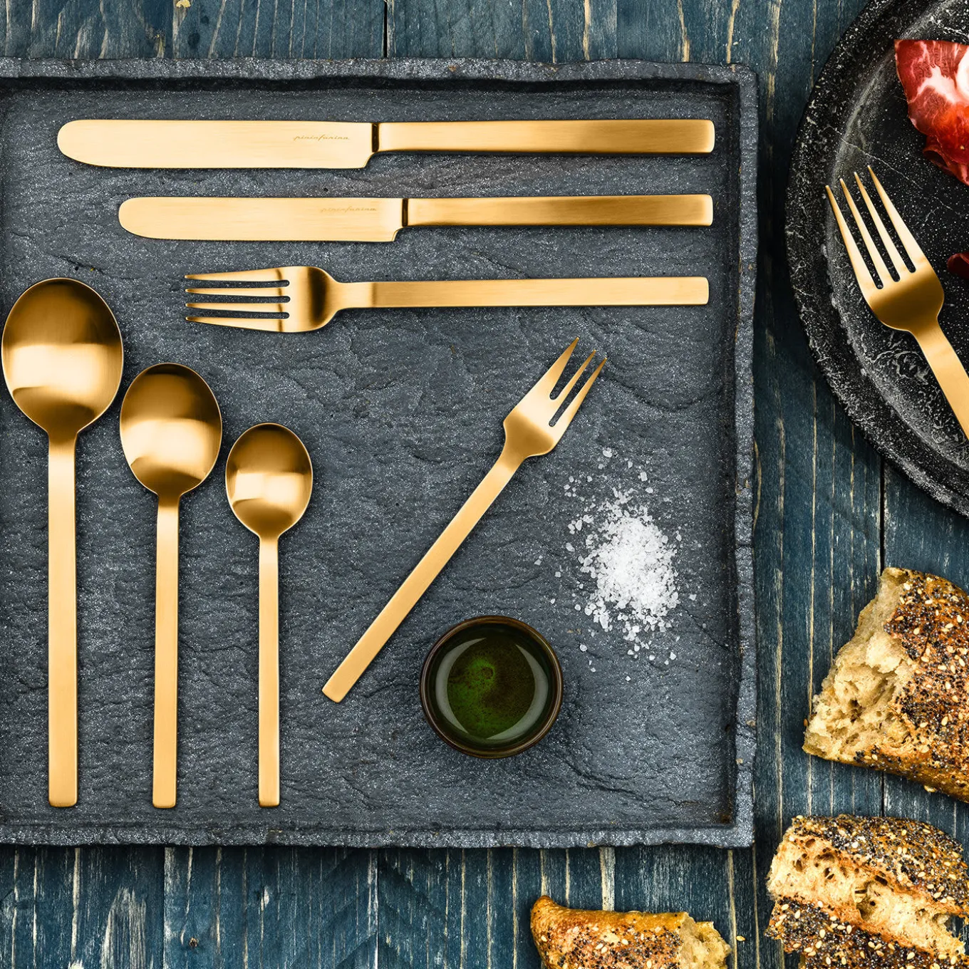 Set di posate Stile Ice Oro 5 pezzi di Pininfarina