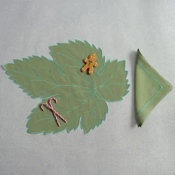 Set di tovaglietta e tovagliolo in lino ricamati a mano Foglia