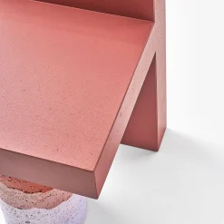 Sgabello Alberoni rosso di Patricia Urquiola