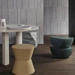 Sgabello Ikona in marmo Giallo Egiziano di Elisa Ossino