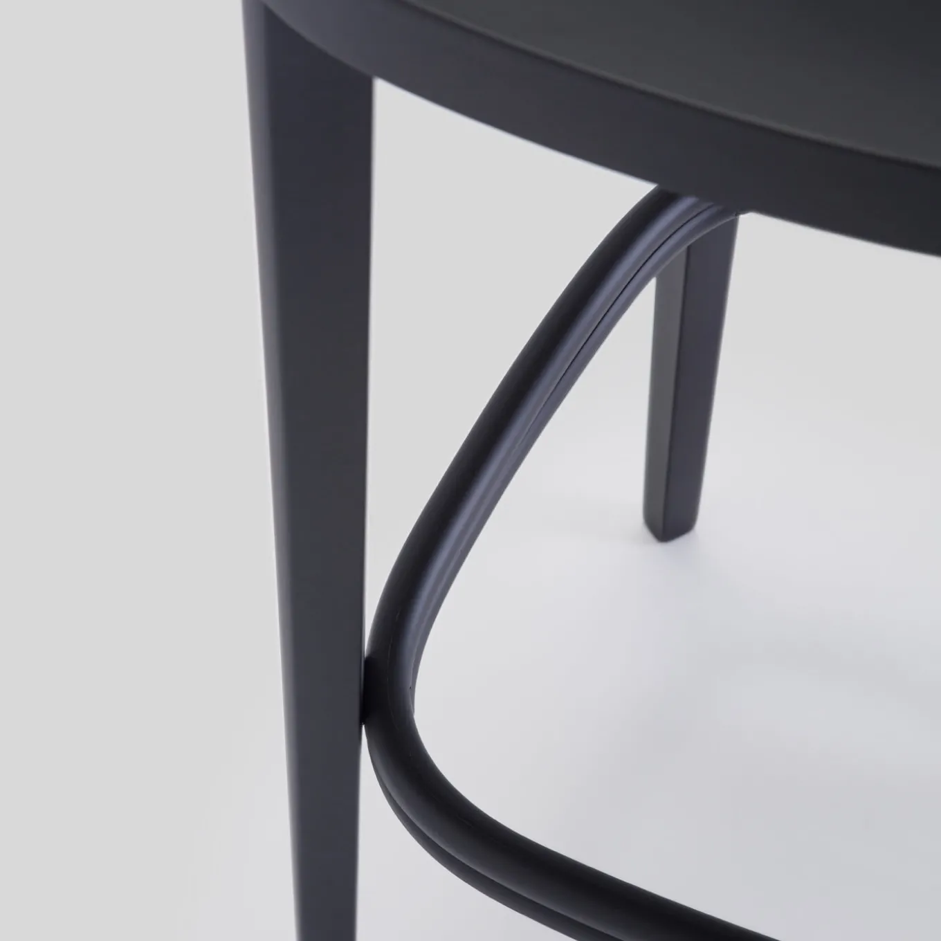 Sgabello Milano Black di Studio Livoni