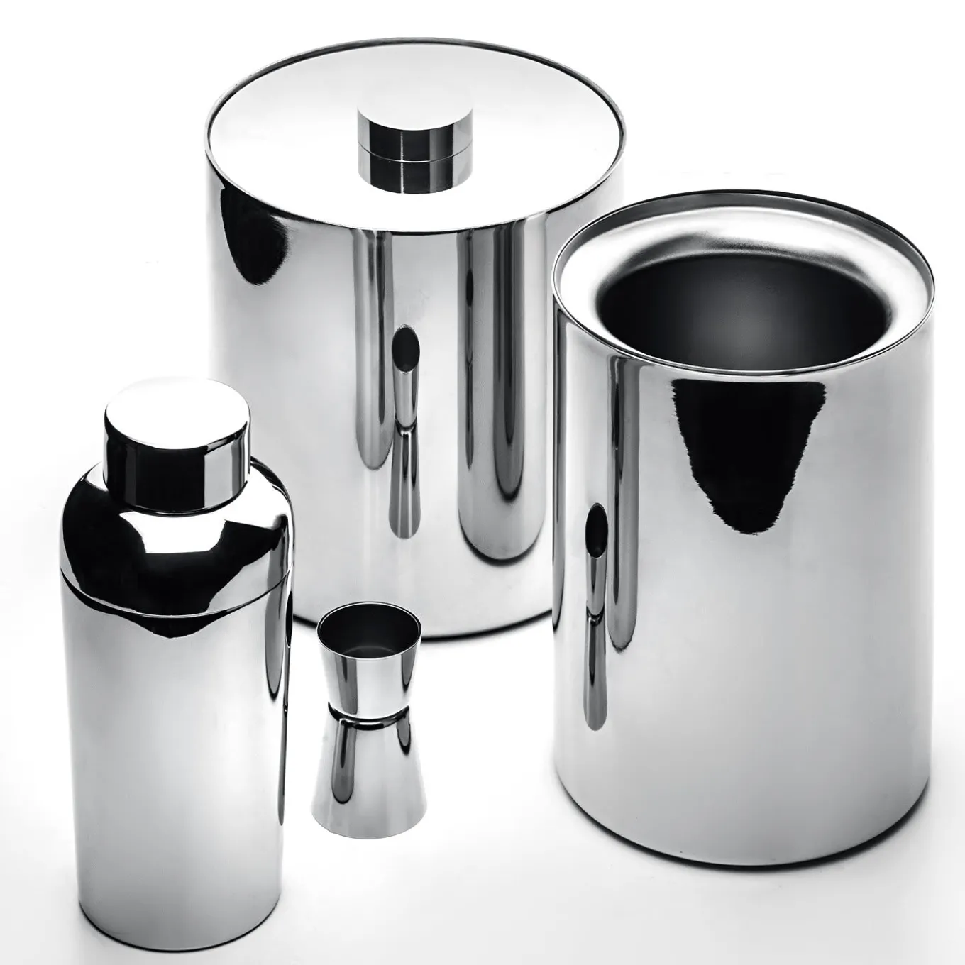 Shaker da cocktail e Jigger Stile