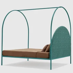 Sottiletto Letto Matrimoniale con Baldacchino in Ferro Verde di Giulio Iacchetti