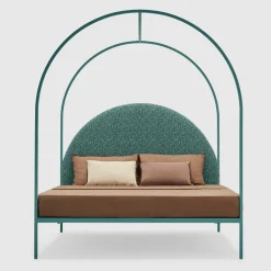 Sottiletto Letto Matrimoniale con Baldacchino in Ferro Verde di Giulio Iacchetti