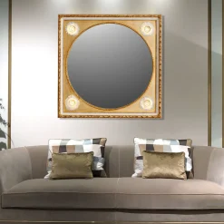 Specchio da parete dorato con girasoli in porcellana di Capodimonte e dettagli in oro