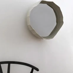 Specchio Ninfea 50 bianco di Giovanni Botticelli & Paola Paronetto