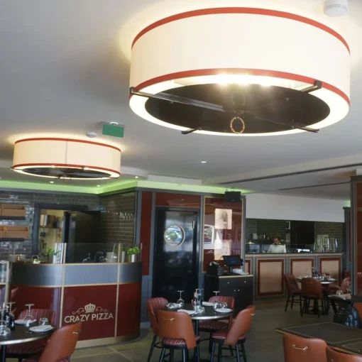 Stella Lampada da Soffitto Paralume in Tessuto Bianco con Bande Cremisi
