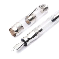 Stilografica media classica trasparente con finiture in palladio