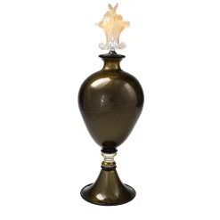 Stmat Vaso con piede in nero e oro 24K con coperchio