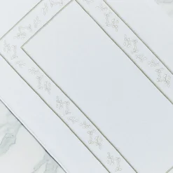 Tappeto da bagno Roma White & Silver Olive