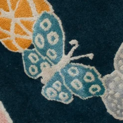Tappeto rotondo in lana e seta fatto a mano Spirit In The Night Sky Butterfly Blue