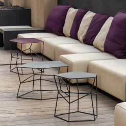 Tavolino da caffè grande in ferro colore amarena