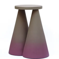 Tavolino Isola in ceramica viola di Cara/Davide