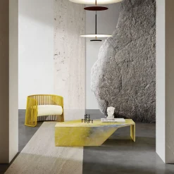 Tavolino Origami Mimosa di Patricia Urquiola