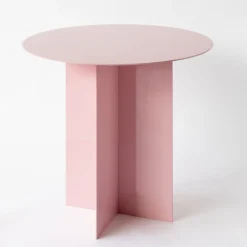 Tavolino rosa Across