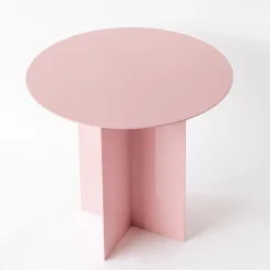 Tavolino rosa Across