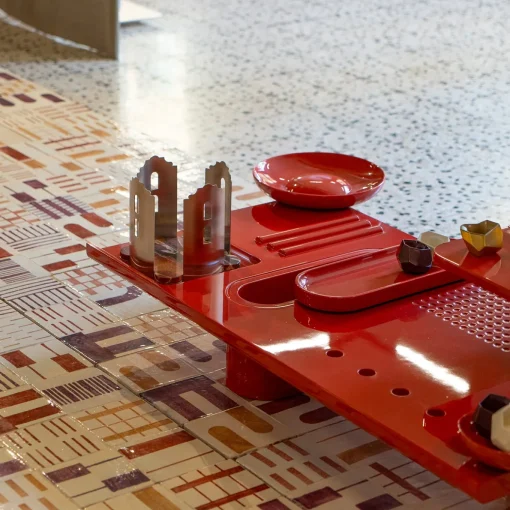 Tavolino scultoreo T2 in edizione limitata di Martinelli-Venezia