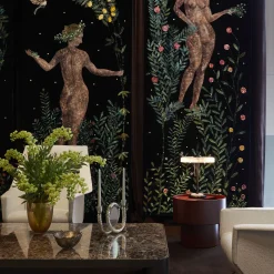 Tavolino Vinnie Borgogna di Alessandro Stabile