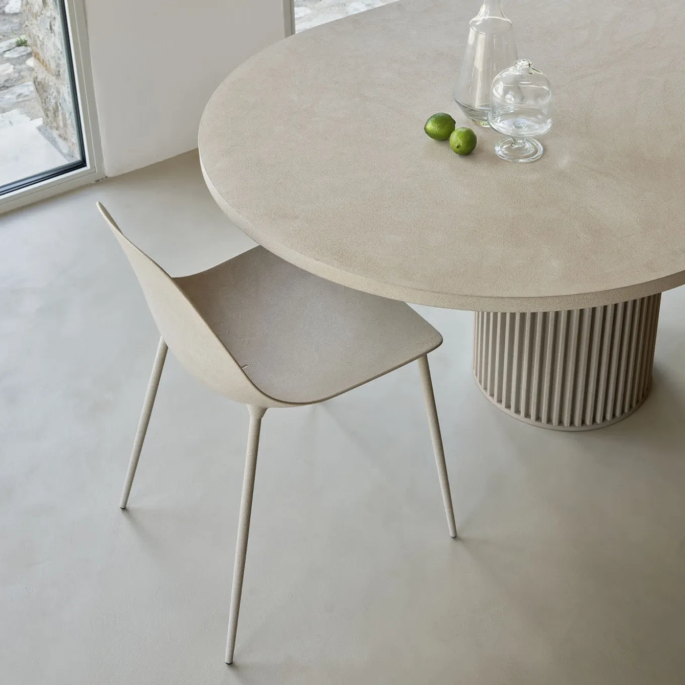 Tavolo Da Pranzo In Alluminio Corkcrete Beige