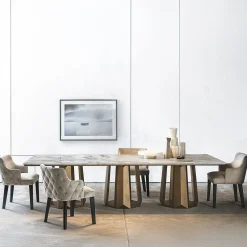 Tavolo da pranzo Kandinsky in marmo calacatta oro di Massimiliano Raggi