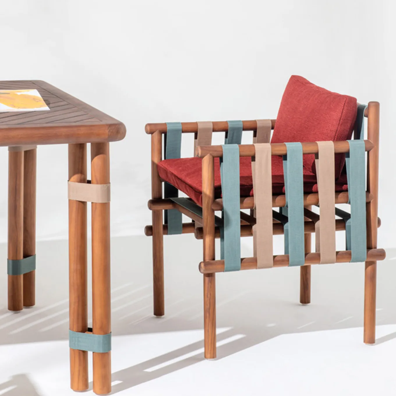Tavolo da pranzo medio per esterni Lignes in legno