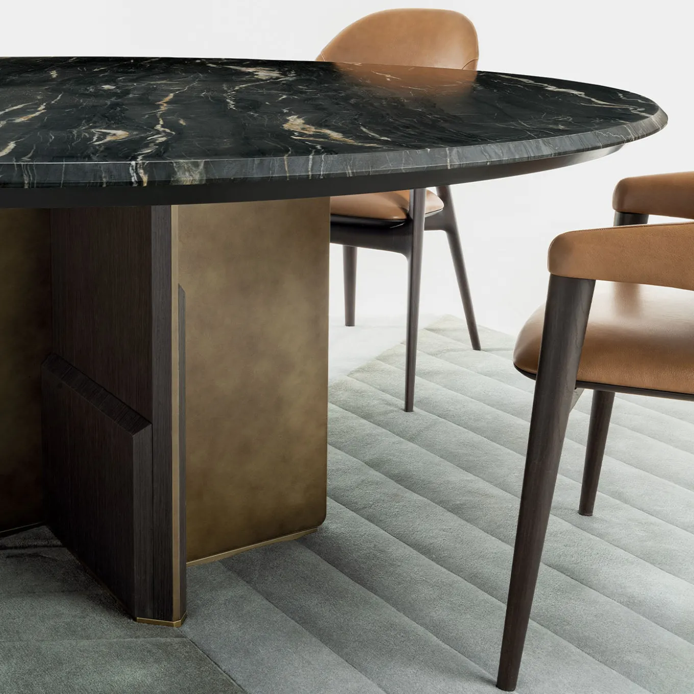 Tavolo da pranzo rotondo Kalos ED/50 602-180 con piano in marmo Belvedere