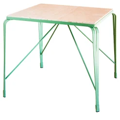 Tavolo quadrato Marina di Ciarmoli Queda Studio