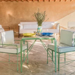 Tavolo quadrato Marina di Ciarmoli Queda Studio