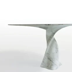 Tavolo Twist in marmo bianco di Carrara di Giuseppe Chigiotti