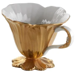 Tazza con fiore d'oro