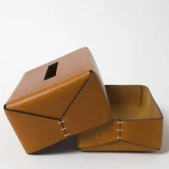 Tissue box Regular rettangolare marrone di Oscar Maschera