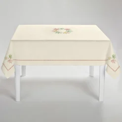 Tovaglia in Lino Avorio Ricamata con Foglia d'Acero
