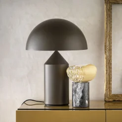 Vasi decorativi in vetro ambrato Stravedamento