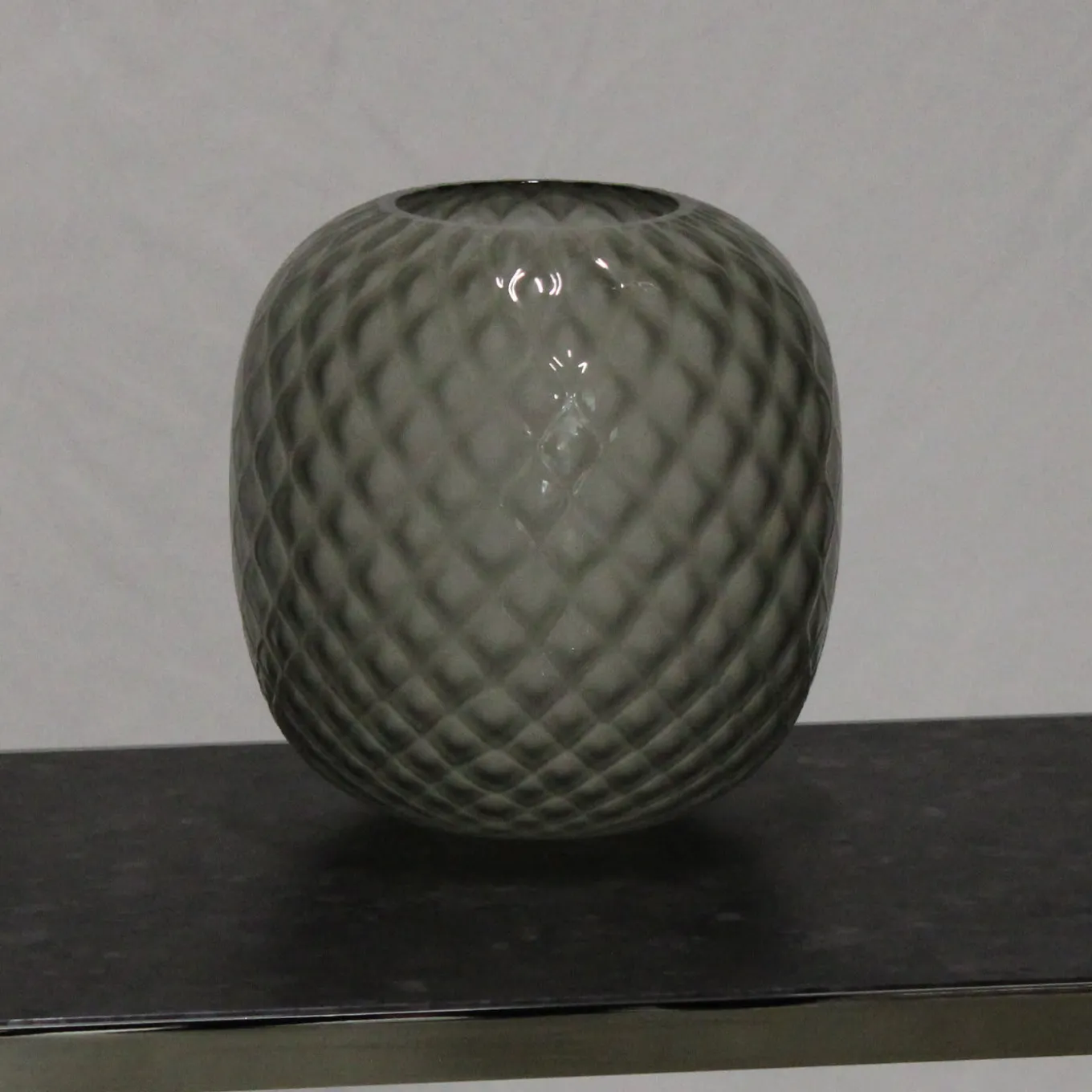 Vaso Adelia