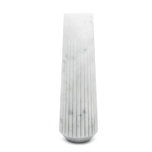 Vaso alto in marmo bianco di Carrara di Jacopo Simonetti