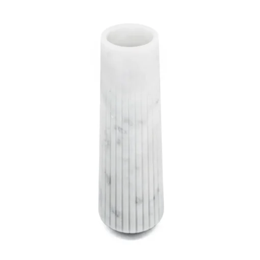 Vaso alto in marmo bianco di Carrara di Jacopo Simonetti