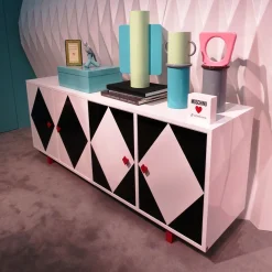 Vaso in alluminio Lutetia di Elena Cutolo