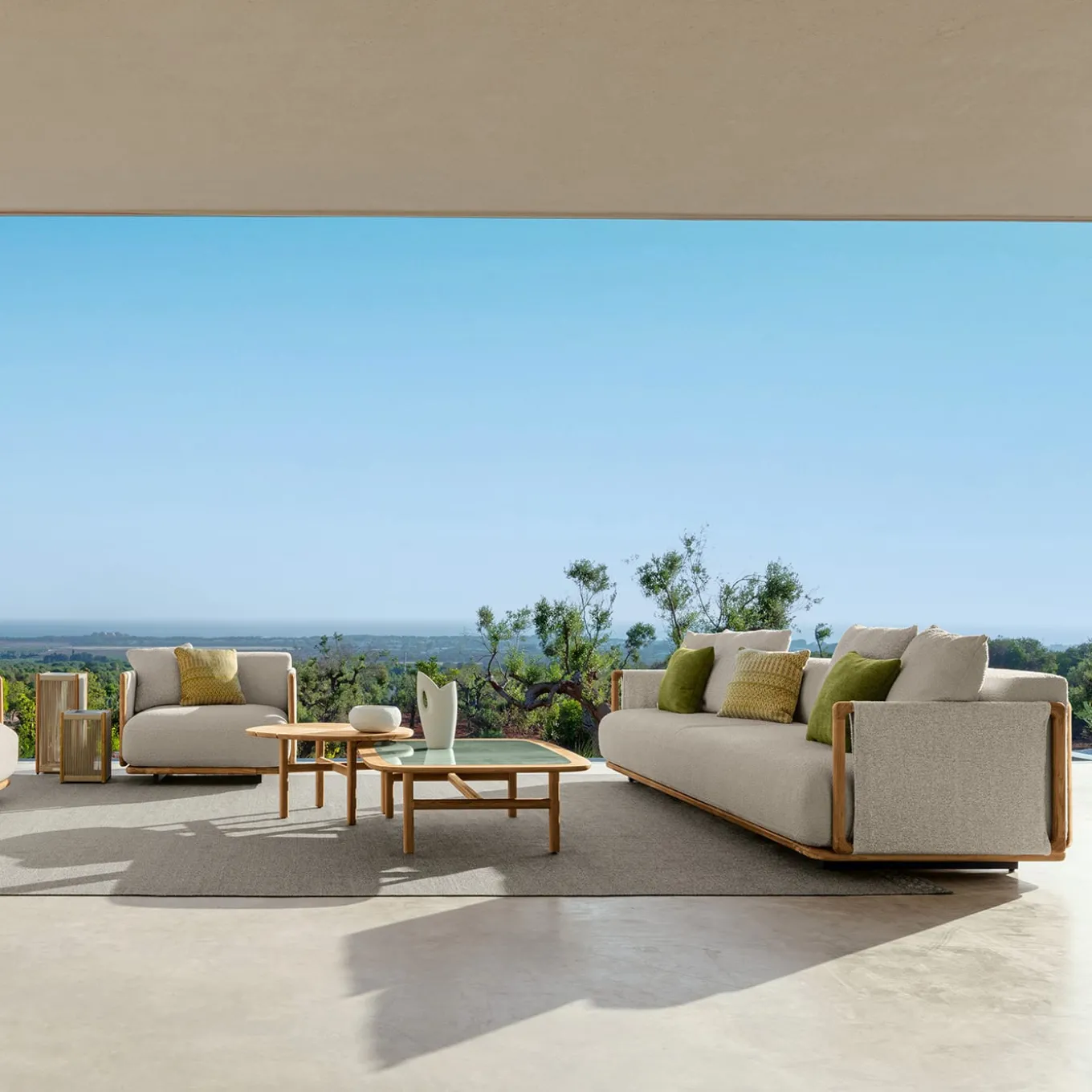 Vaso in ceramica bianca Jug