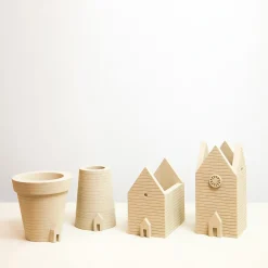 Vaso in pietra "Pagliara" di Ugo La Pietra