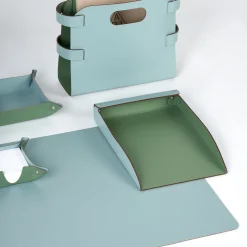 Vassoio portacarta in pelle color azzurro cielo e eucalipto #2