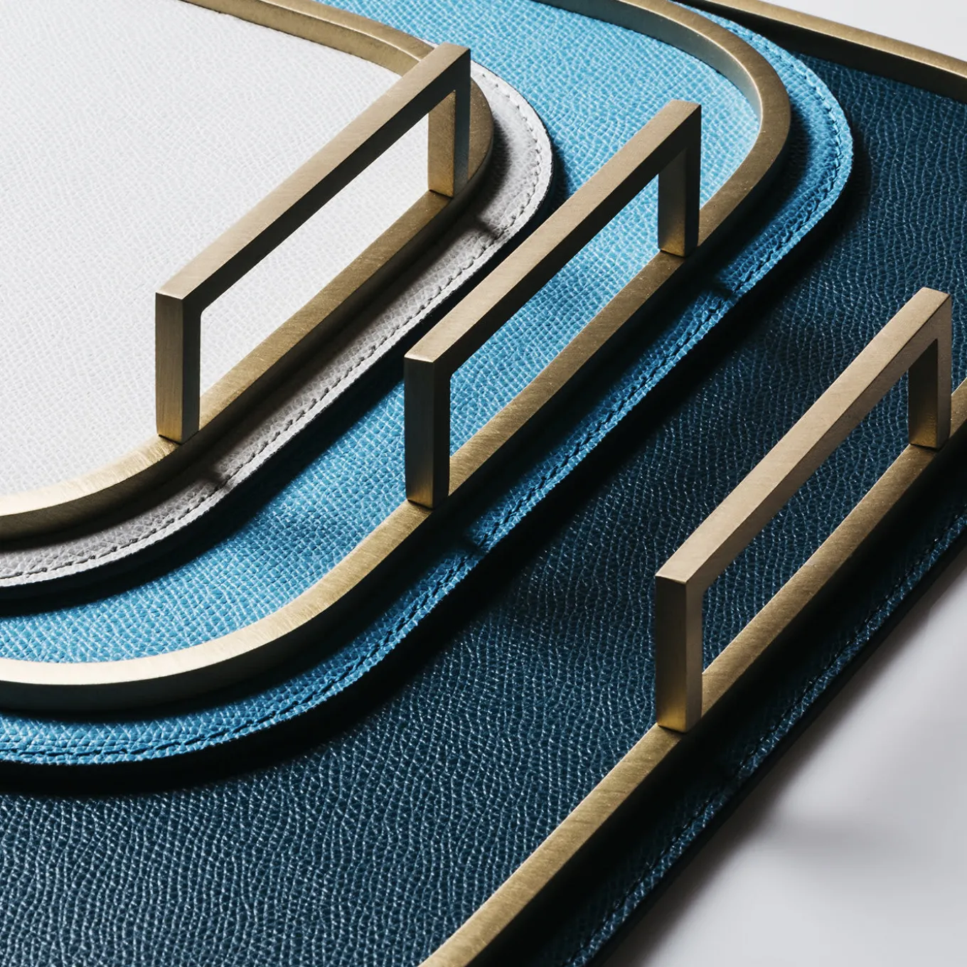 Vassoio quadrato grande Bellini in ottone